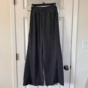 Aerie Grey Wide-Leg Sweatpants